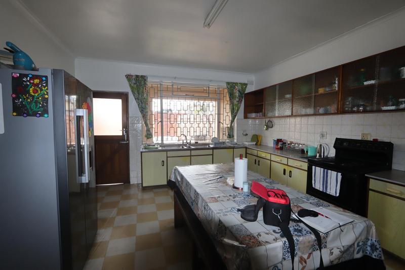 To Let 4 Bedroom Property for Rent in Gatesville Western Cape